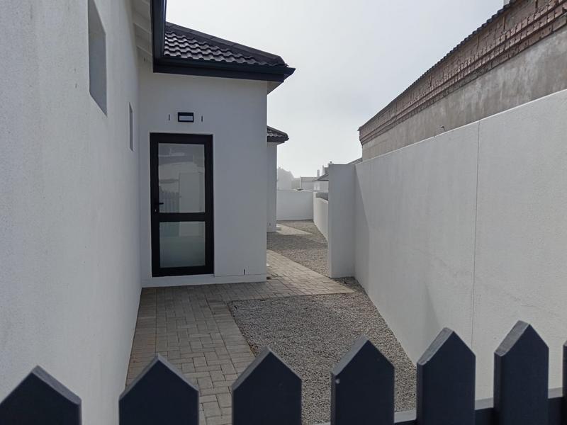 3 Bedroom Property for Sale in Sandy Point Western Cape